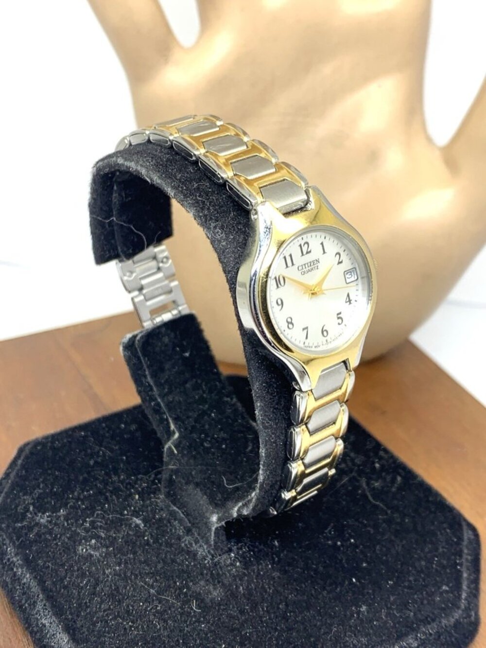 Citizen Womens Watch EU2254-51A Quartz Silver Dial Two Tone Stainless Steel 23mm - Picture 14 of 14